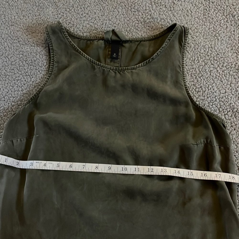 Universal Thread Tank - Picture 3 of 3